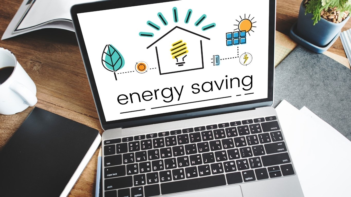 Illustration of solar panels saving electricity costs and reducing bills